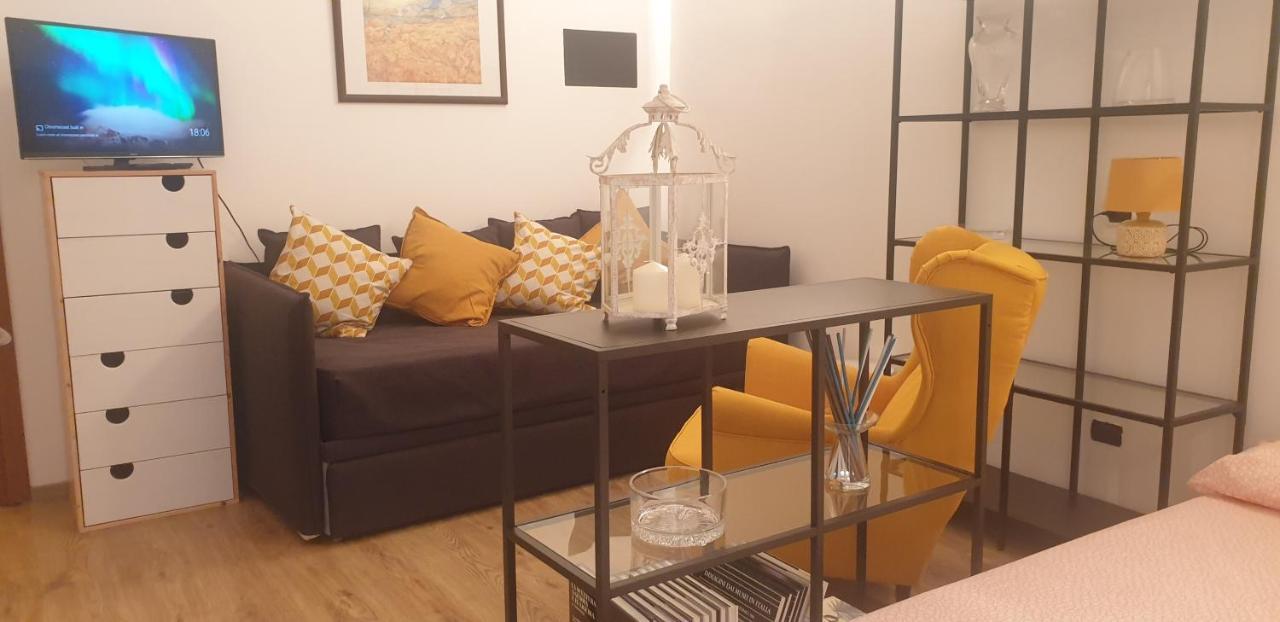 Apartmán Isola Dal Verme Flat Milán Exteriér fotografie