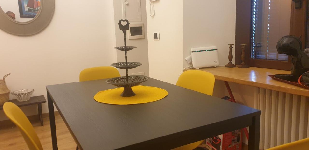 Apartmán Isola Dal Verme Flat Milán Exteriér fotografie